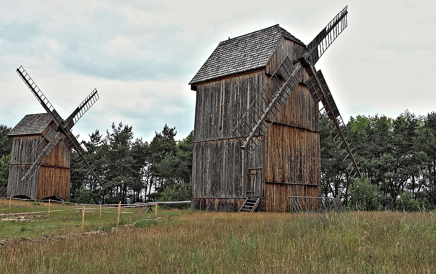 Osiek Nad Notecią Skansen Imprezy - wiatraki - Polskie Krajobrazy