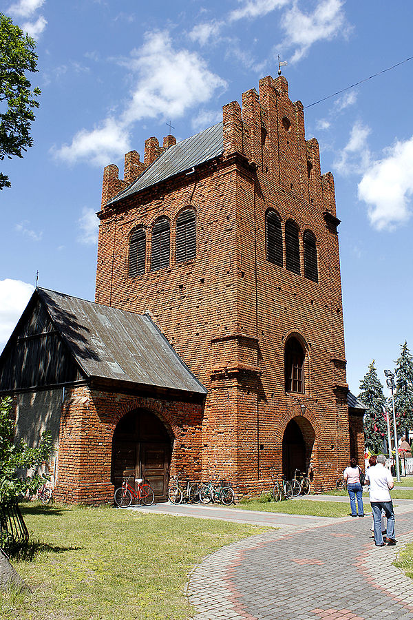 myszyniec-dzwonnica-kurpie-polskie-krajobrazy