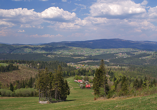 Panorama Beskidu lskiego ze Zwardonia.