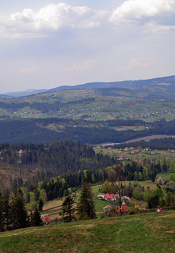 Beskid lski widziany z Maego Rachowca 841m npm.