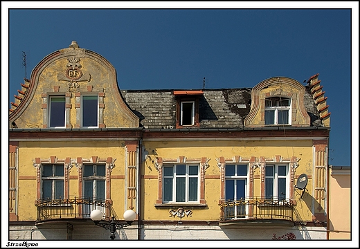 Strzakowo - fragment zabudowy miasta, ul. Sikorskiego