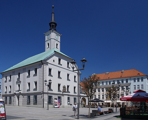 Gliwice. Zabytkowy Ratusz w Rynku.