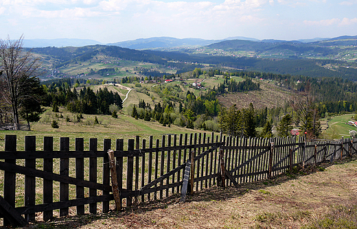 Panorama Beskidu lskiego z okolic wsi Laliki.