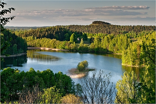 Widok na Jezioro Jeglwek i Gr Cisow z Zamkowej Gry.