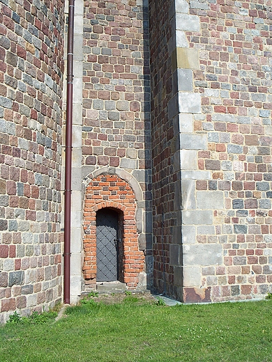 Tum, kolegiata.