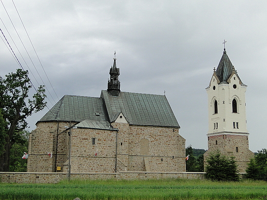 Kościół parafialny pw.św.Świętej Trójcy w Bieździedzy