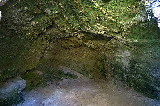 W jaskini zbja Szydy