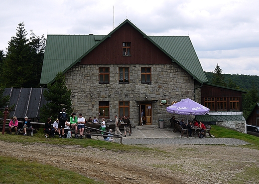 Beskid lski. Schronisko PTTK pod Magur.