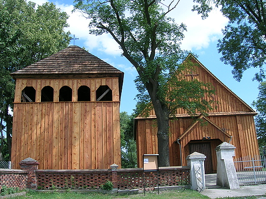 Gieczno. Drewniany koci p.w. Wszystkich witych i Jakuba