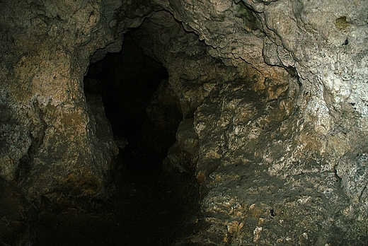 Jaskinia Na opiankach
