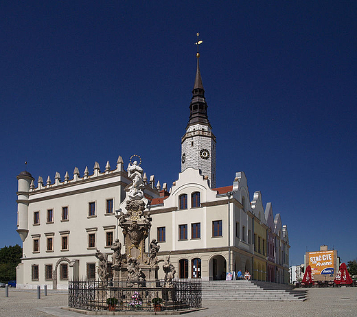 Gubczyce. Pseudoprenesansowy ratusz z 2005-2008 roku.