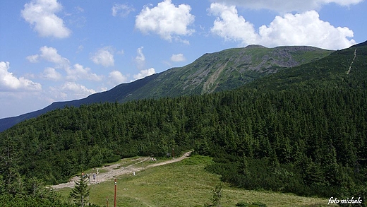 Widok na szczyt Babiej Gry i Przecz Brona