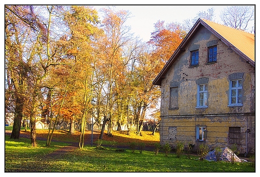 Opatwek - oficyna paacowa
