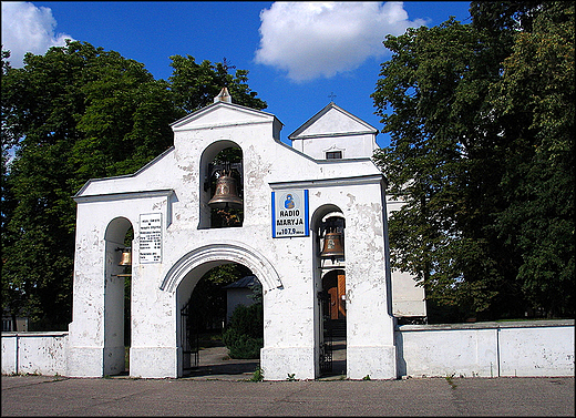 Brama do kocioa p.w. Przemienienia Paskiego - Styca