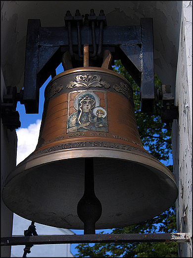 Jeden z dzwonw kocioa p.w. Przemienienia Paskiego - Styca