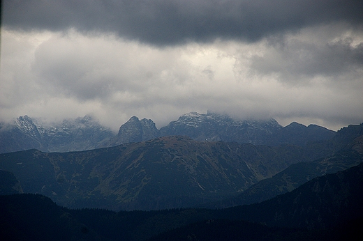 Giewont w chmurach