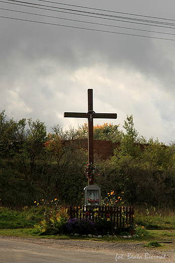 Sierno, przydrona kapliczka