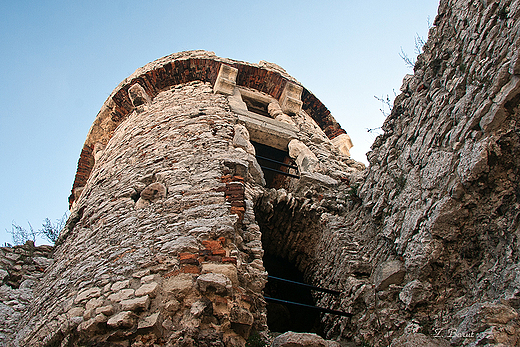 ruiny Zamku Ogrodzieniec