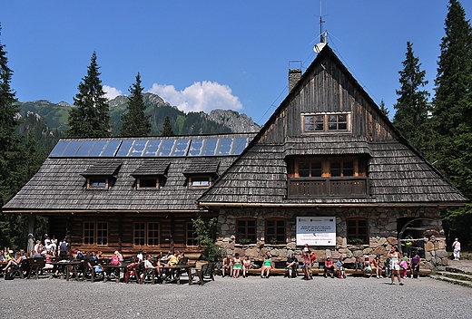 Dolina Kocieliska. Wspomnienie lata. Schronisko PTTK