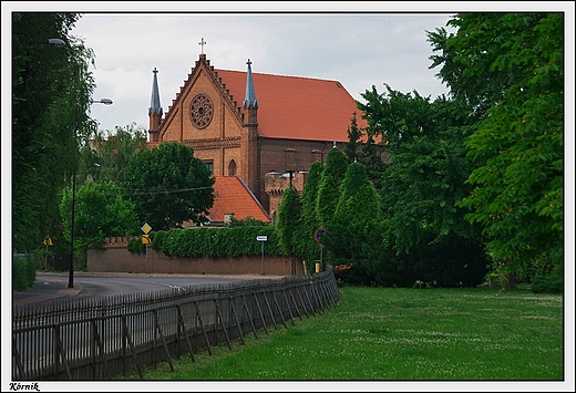 Krnik  koci parafialny pw. Wszystkich witych