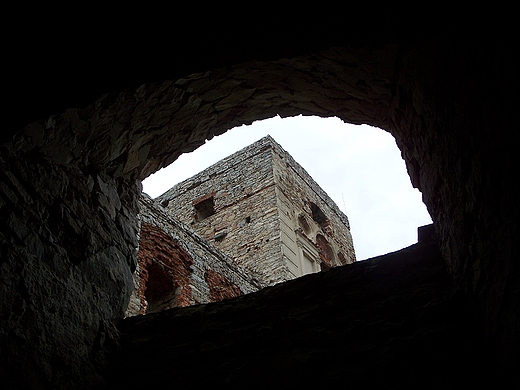 Ujazd, zamek Krzytopr.