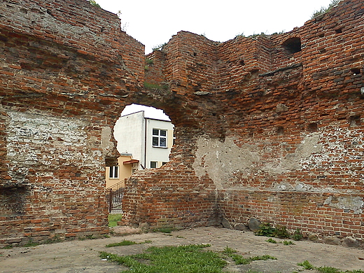 Radziki Due, zamek.