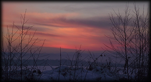 widok na odlege karkonosze