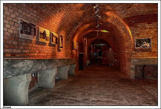 Pozna - Muzeum Martyrologii Wielkopolan w Forcie VII