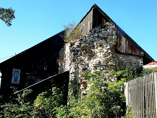 Mur graniczny czyli zgoda. Bodzentyn