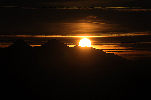 Widok na Tatry ze stokw Durbaszki. Mae Pieniny