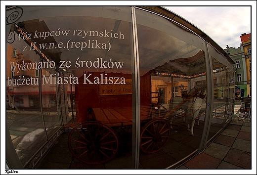 Kalisz - wz kupcw rzymskich stojcy na rynku...  FishEye 8mm