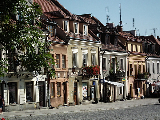 Malownicze kamieniczki w Rynku Sandomierskim