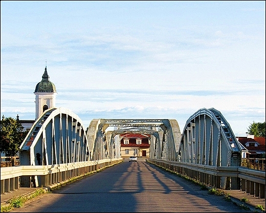 most nad Narwi