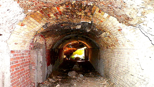 W jednym z tuneli w schronie drugim fortu zarzecznego....