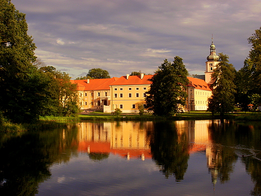 Pocysterski Zesp Klasztorno-Paacowy