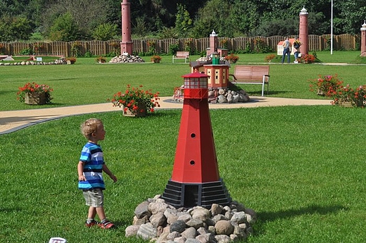 Park Miniatur Latarni Morskich w Niechorzu