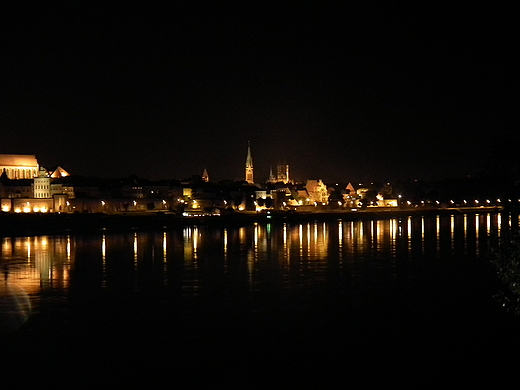 Panorama Torunia - noc