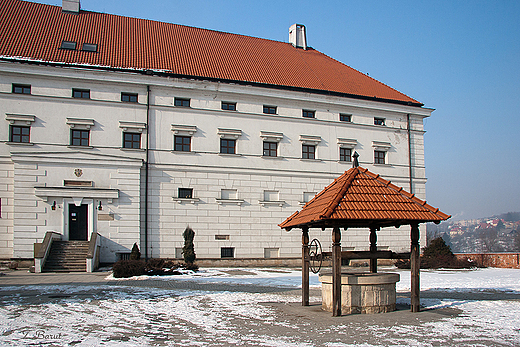 dziedziniec sandomierskiego zamku