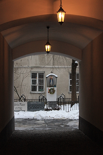Kapliczka przy ul. E. Plater