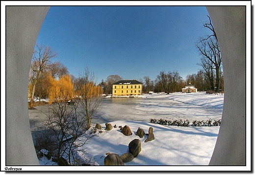 Dobrzyca - zesp paacowo-parkowy Gorzeskich _ monopteros na wyspie