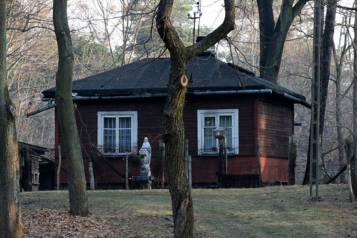 Domek na skraju lasu