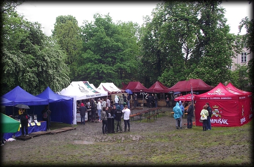 Wrocawski Festiwal Dobrego Piwa- w deszczu i bocie- Lenica 2013