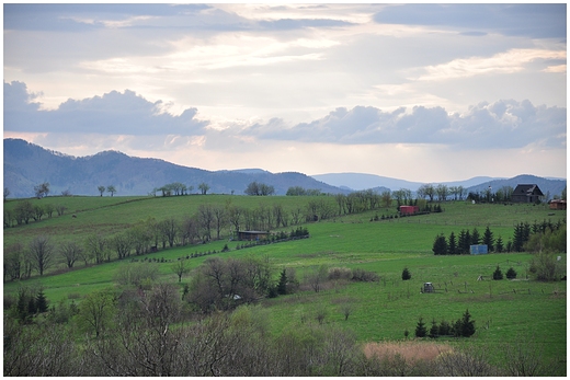 panorama z Niczyjej na okolice Rzeczki