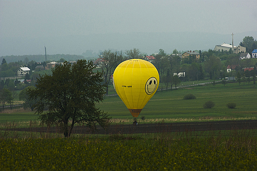 XIV Midzynarodowe Grskie Zawody Balonowe 1-4 maja 2013 - ostatni lot balonw.