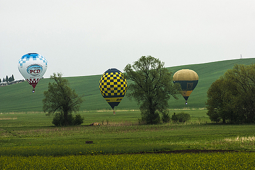 XIV Midzynarodowe Grskie Zawody Balonowe 1-4 maja 2013 - ostatni lot balonw.