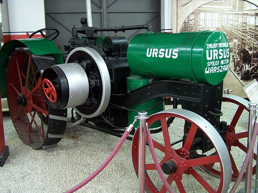 Warszawa Ursus, muzeum Zakadw Mechanicznych Ursus.