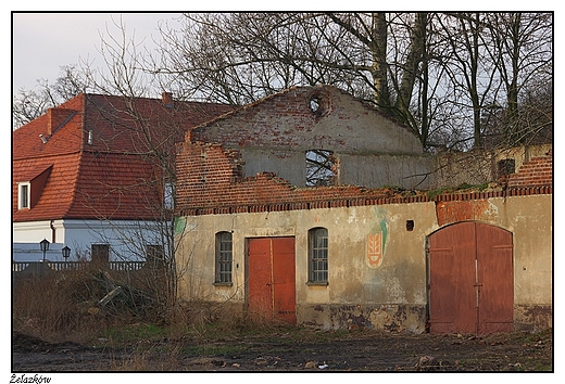 elazkw - pozostao po dworskich zabudowaniach gospodarskich