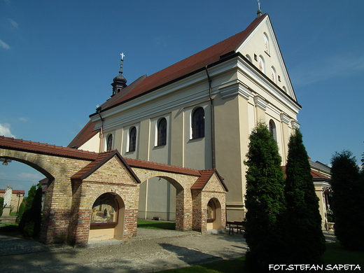 Koci w. Anny i klasztor franciszkaski w Bieczu ul.Kazimierza Wielkiego 2