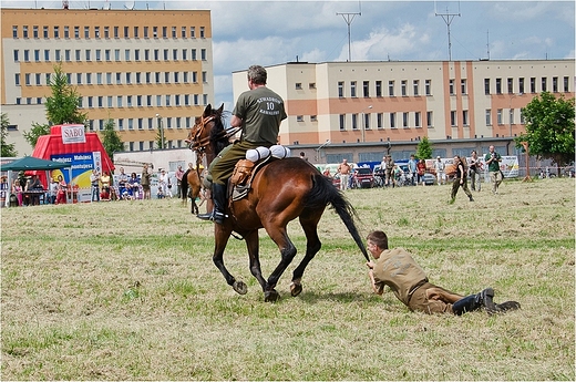 XIII Pikniki Kawaleryjski.Ewakuacja z pola walki.