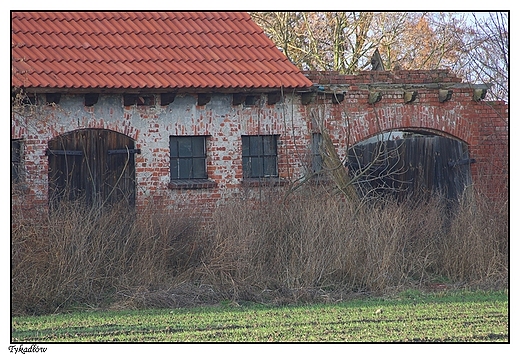 Tykadw -  fragment zabudowa folwarcznych